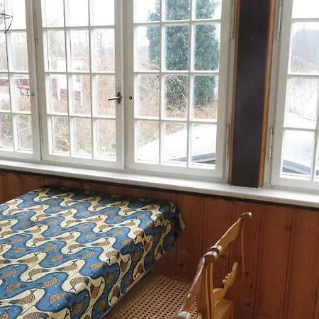 Stilvolle Ferienwohnung Am Mit Steg Und Eigenem Boot Lychen