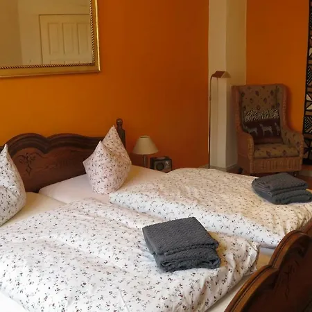 Apartment Stilvolle Ferienwohnung Am Mit Steg Und Eigenem Boot Lychen